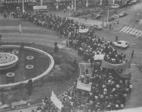 {short description of image}