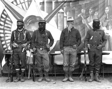 Zapata & zapatistas (fonte Rage Against The Machine - http://www.ratm.com)