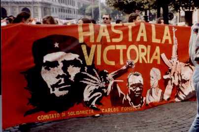 Lo striscione del Comitato Carlos Fonseca